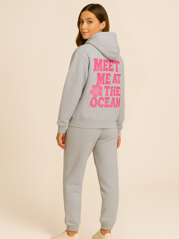 Mila - Comfy Oversized Tracksuit with Surf City Back Print