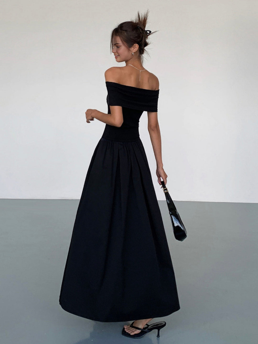 Amélie Off-Shoulder Maxi Dress