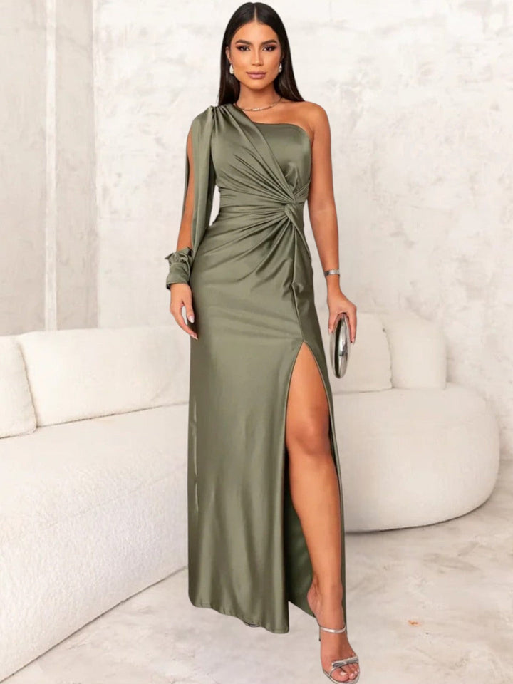 Latina One-Shoulder Ruched Maxi Dress